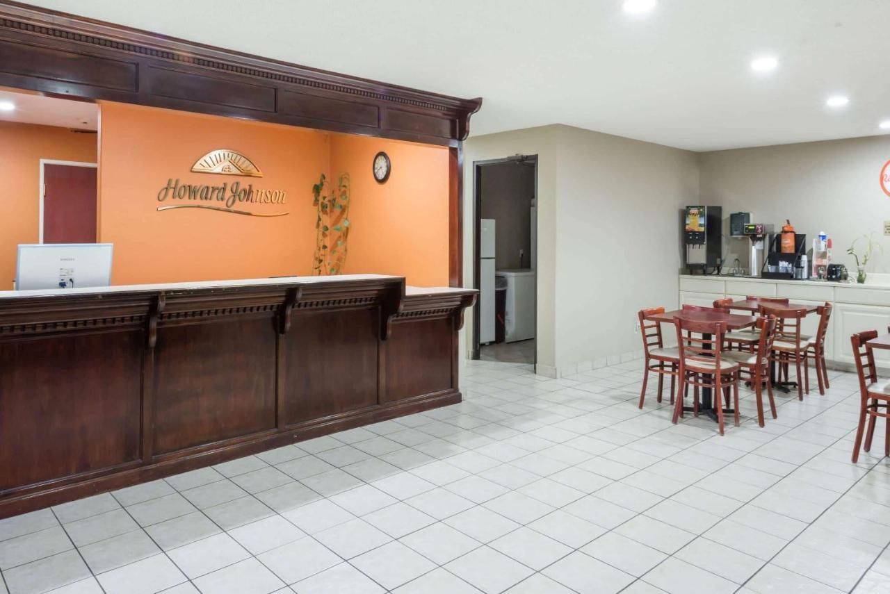 Howard Johnson By Wyndham Iowa La Eksteriør bilde